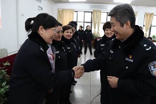 http://104.4.237.247/__local/3/14/D0/4E51510ED58F48E91A1E1F8BC33_F9E754C6_4182.jpg