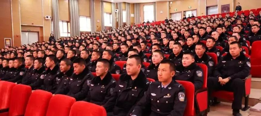 18431ee9eb7752d74f062bea0b49d9a